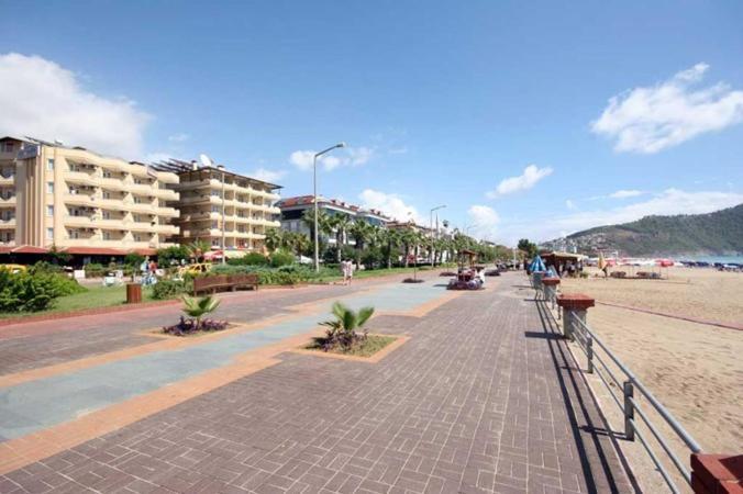 Kleopatra Beach Hotel 阿拉尼亚 外观 照片