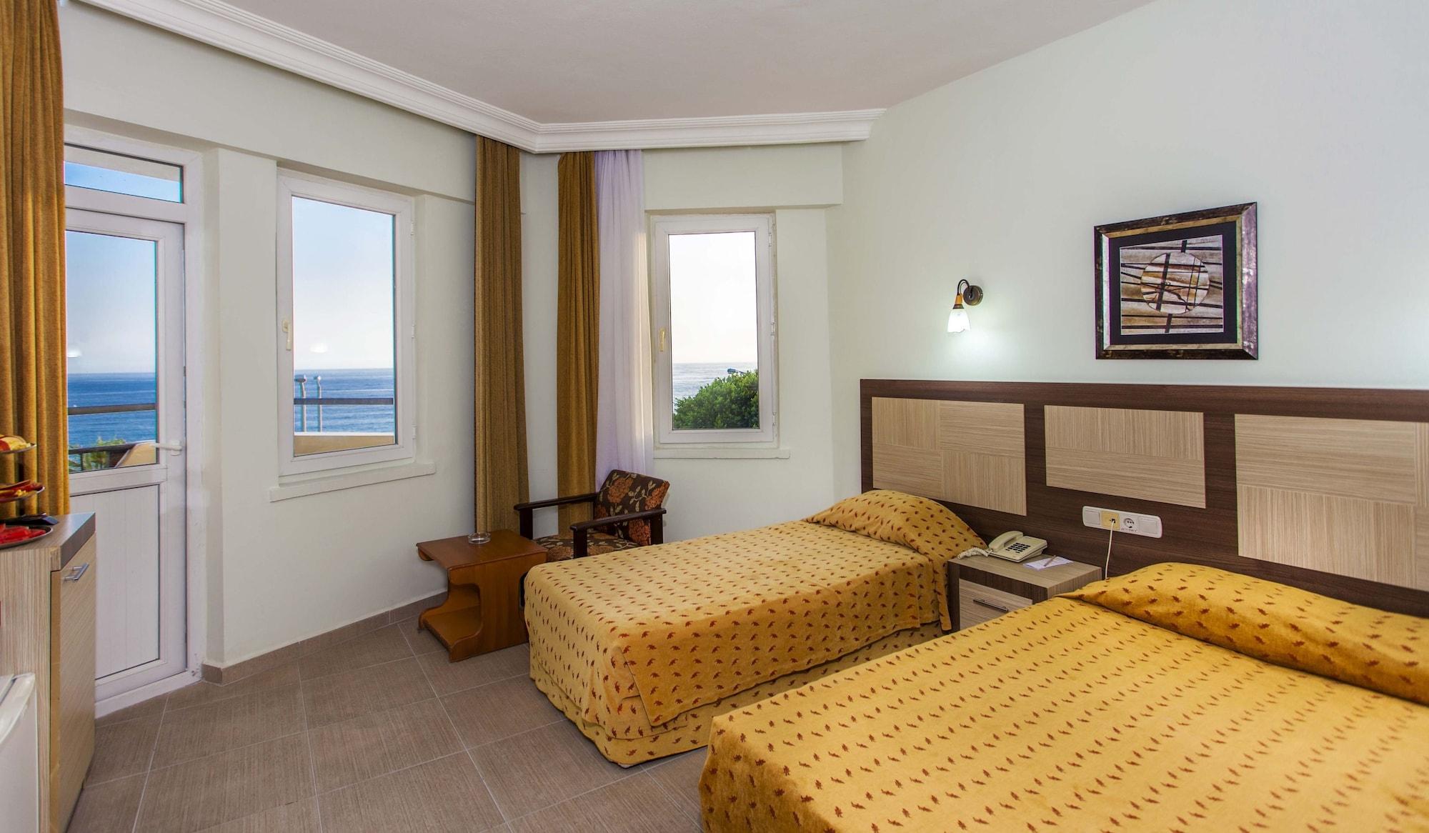 Kleopatra Beach Hotel 阿拉尼亚 外观 照片