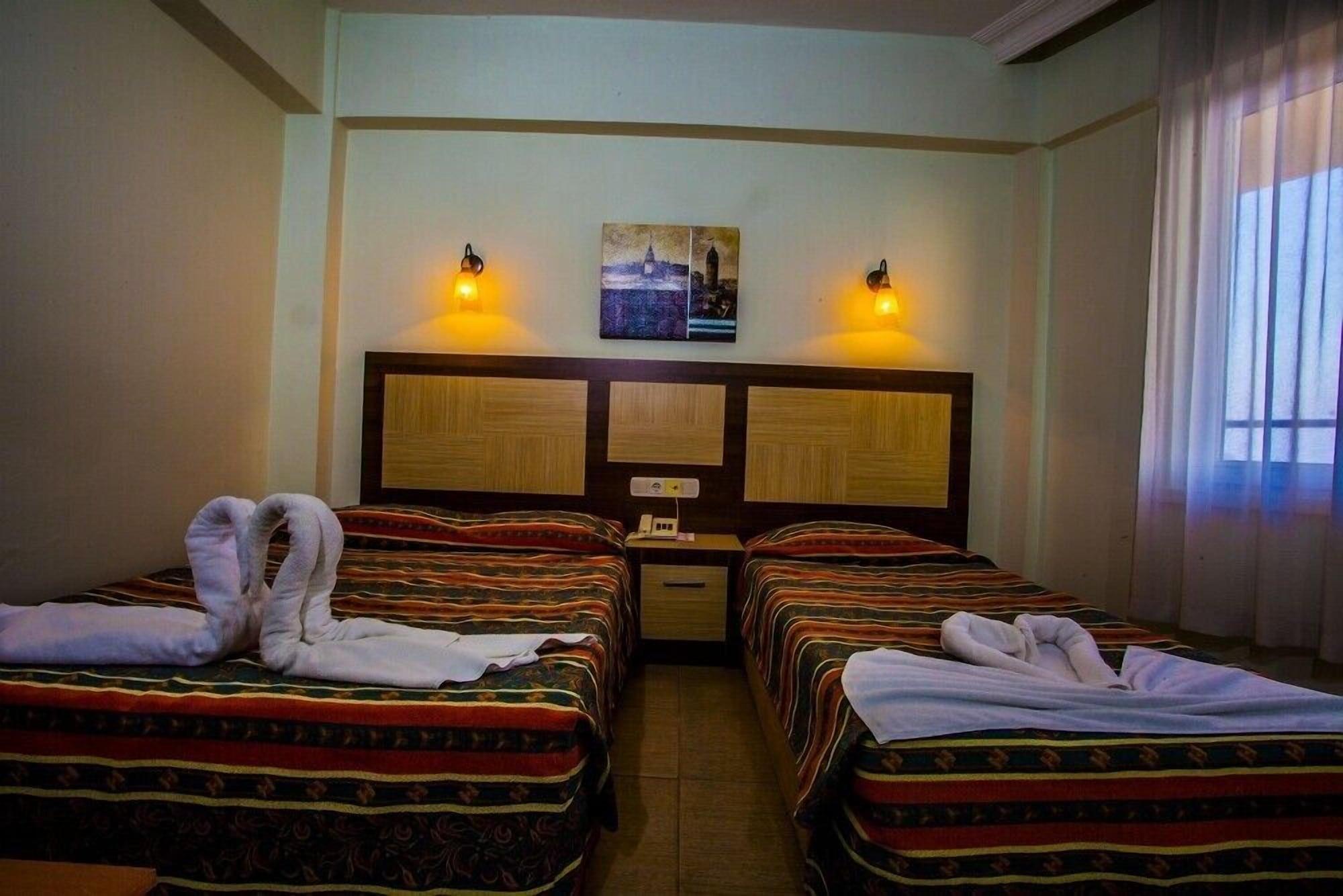 Kleopatra Beach Hotel 阿拉尼亚 外观 照片