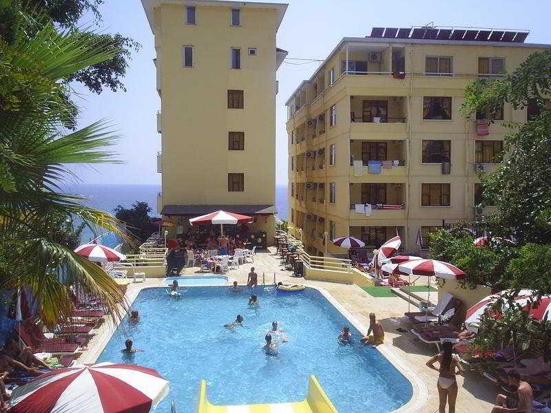 Kleopatra Beach Hotel 阿拉尼亚 外观 照片