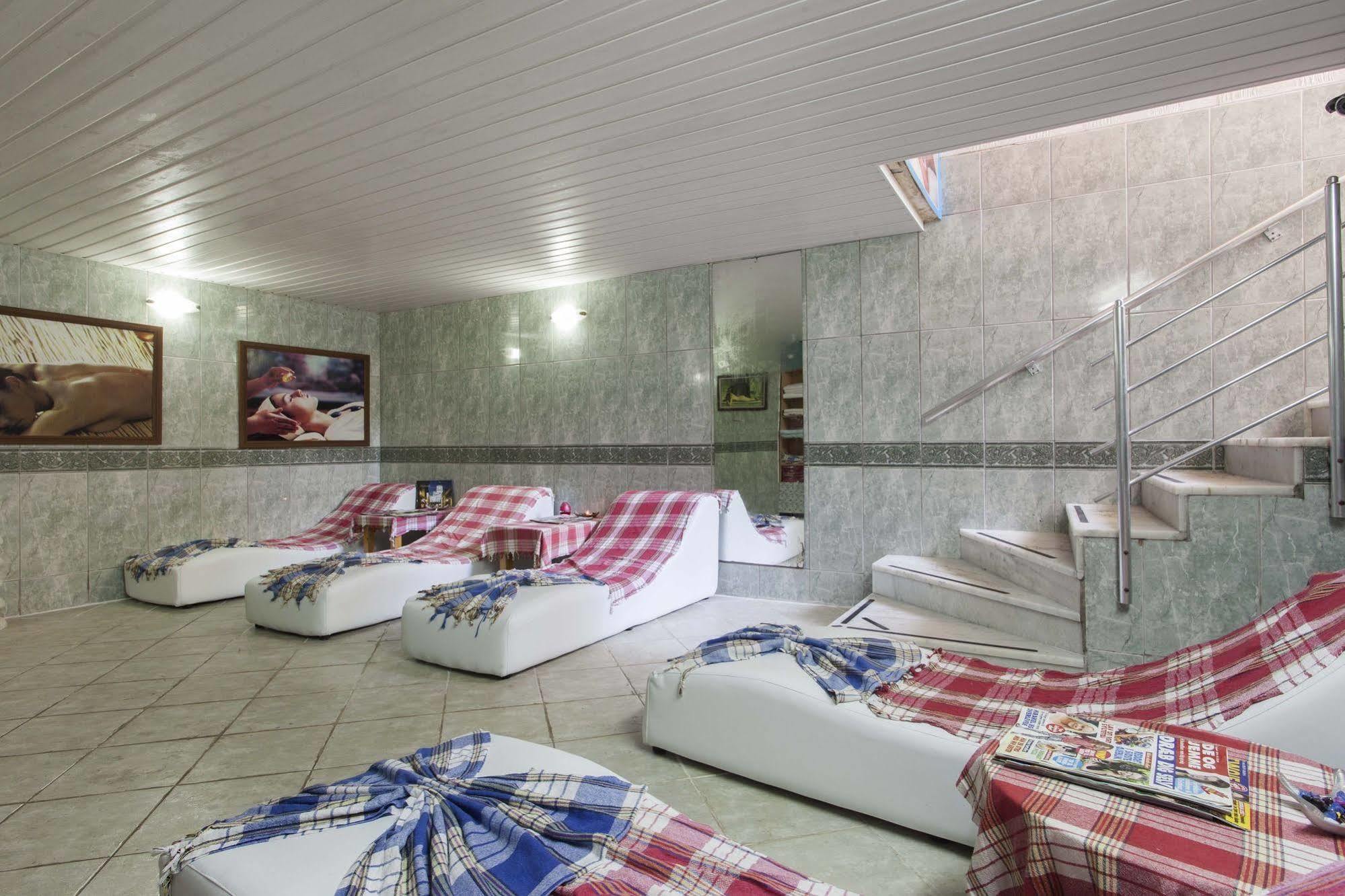 Kleopatra Beach Hotel 阿拉尼亚 外观 照片